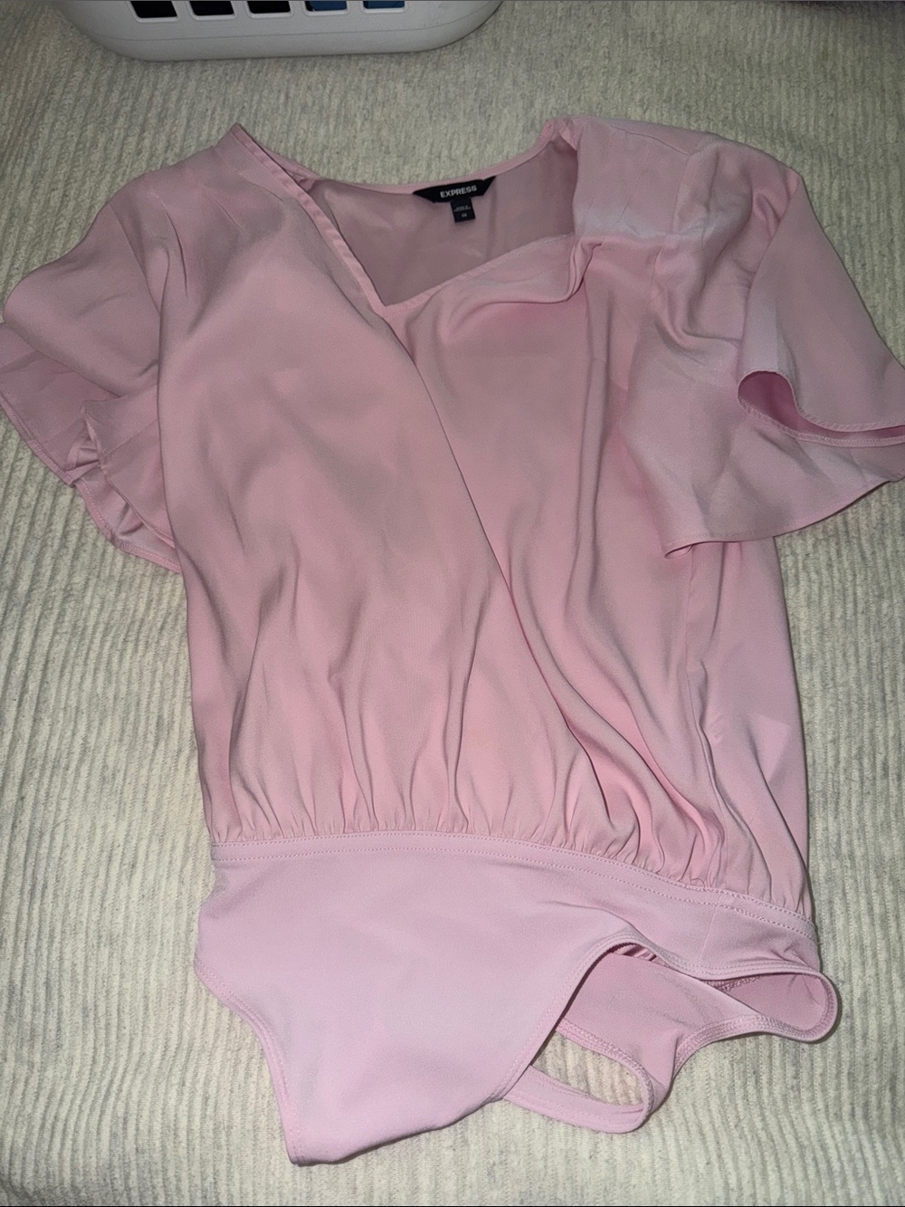 Express Pale Pink V-Neck Short Sleeve Bodysuit
